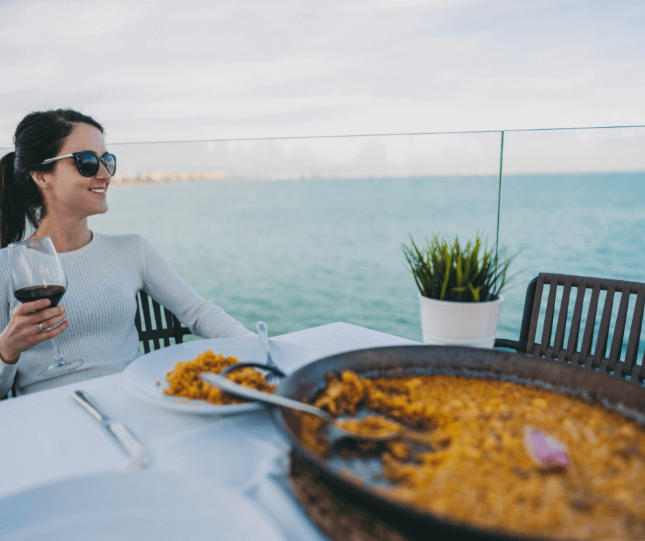 enjoying paella with food allergies in Spain