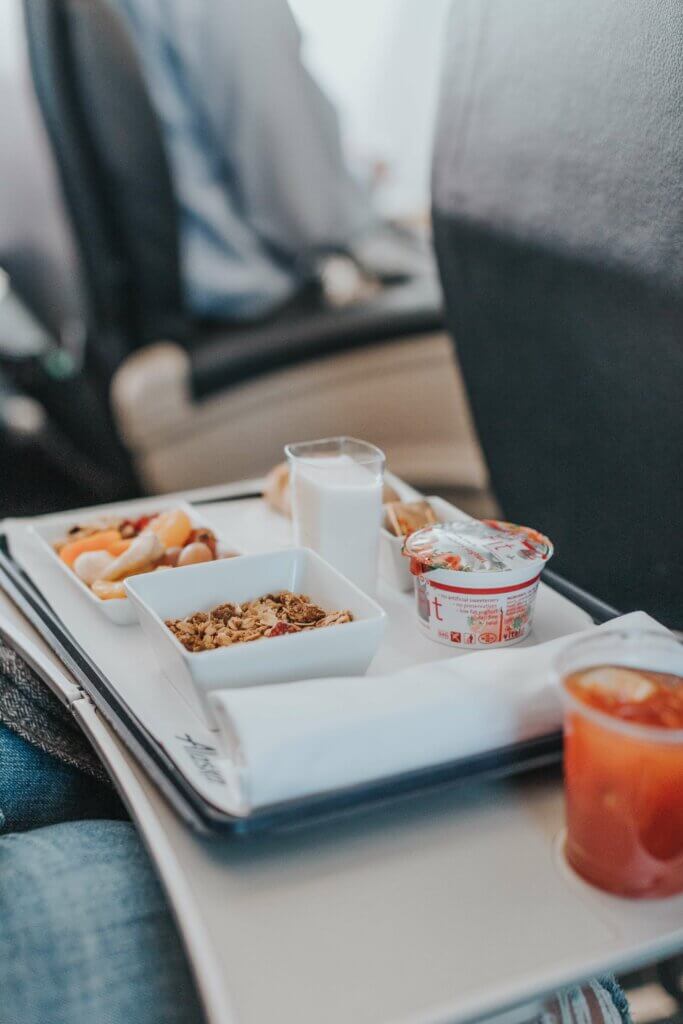 meals when flying with food allergies