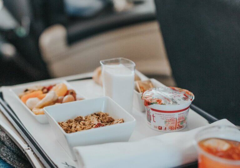 meals when flying with food allergies