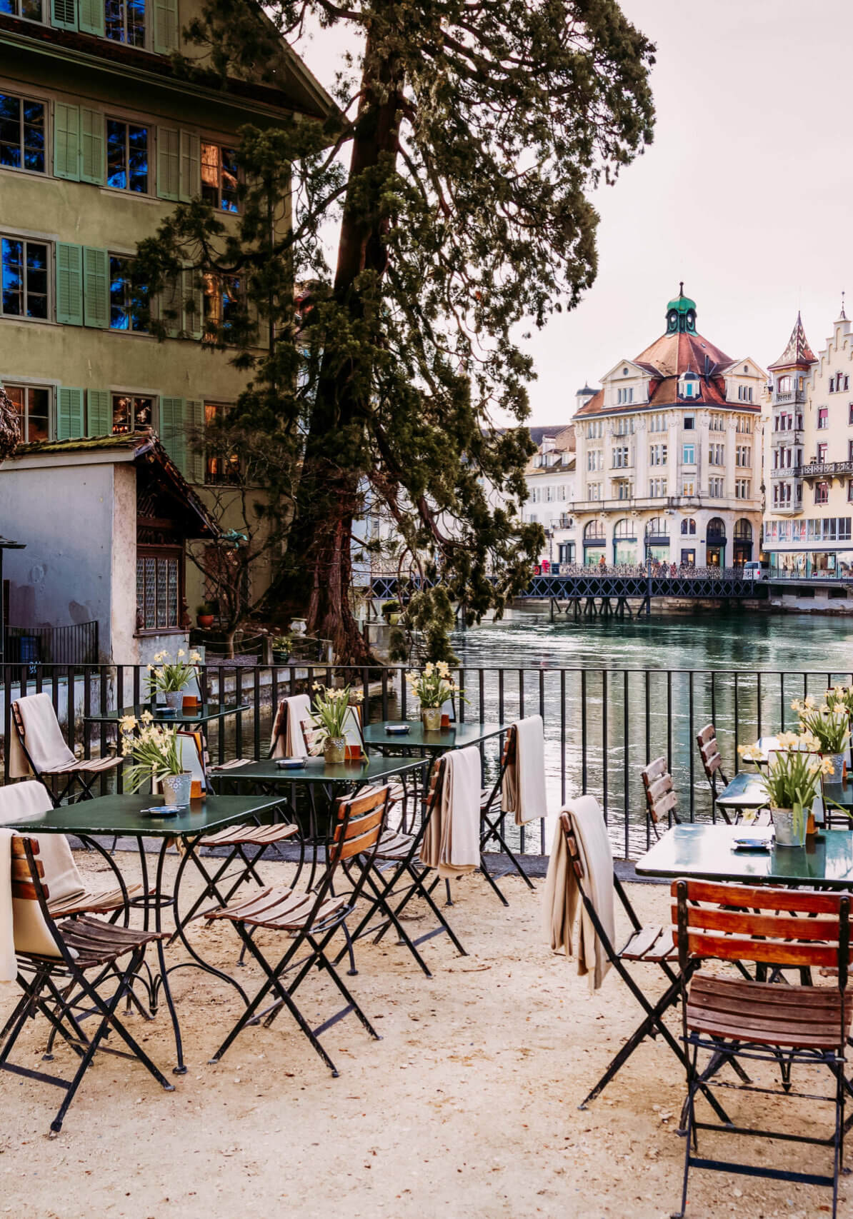 switzerland-cafe switzerland-cafe