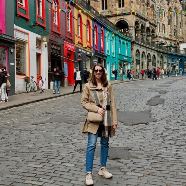 Travel tip: forget your sunscreen and you’ll have sunny weather in Scotland—okay just kidding but got blessed with beautiful weather while in Scotland and forgot the sunscreen at home. From Edinburgh to the Highlands and even down across the border into England had an amazing week. 

Enjoyed traveling the country even with my food allergies and intolerances. 
.
.
.
#edinburghcity #foodallergytravelagent #foodallergylife #scotlandtravel